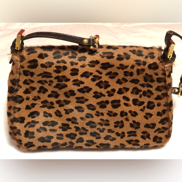 Authentic Fendi mini Mamma baguette leather cheetah bag. - Picture 10 of 10